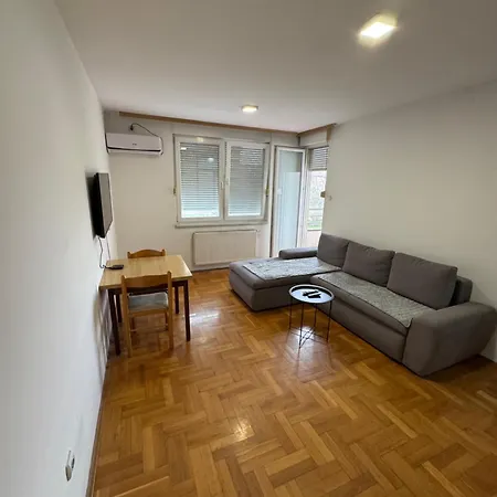 Apartment Ana *
